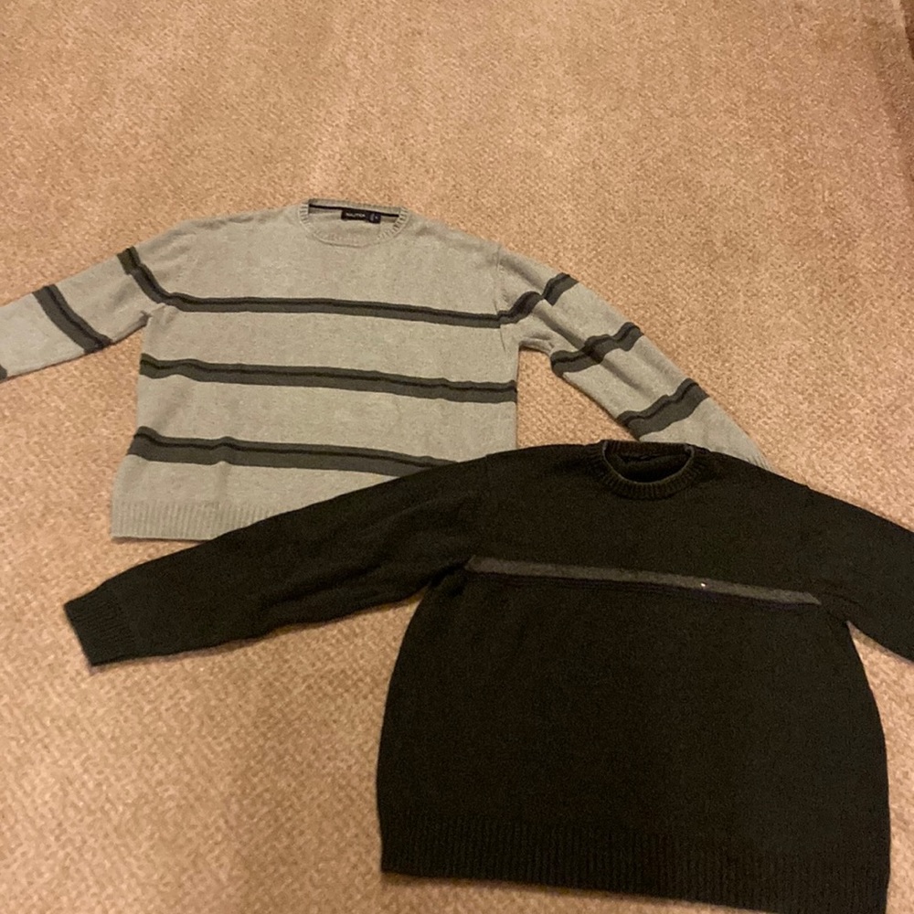Men’s Tommy Hilfiger and Nautica sweater.